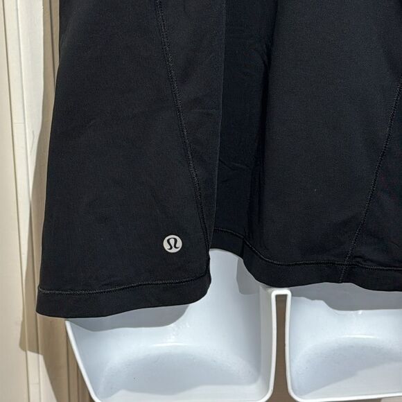 Lululemon Women’s Hit It Black Tank Top With build in bra size 8 - Picture 5 of 12